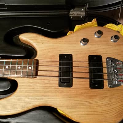 Peavey Foundation Early 1980's Natural Rosewood Fingerboard image 1