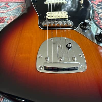 Fender Player Jaguar HS with Pau Ferro Fretboard 2018 - Present - 3-Color Sunburst image 3