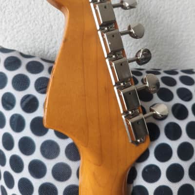 Fender Jazzmaster JM66B (2006, 3-tone sunburst, Tokai Gakki) image 6