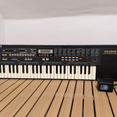 Casio CZ-230S Phase Distortion Synthesizer / Drum Machine *serviced*