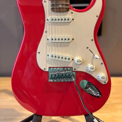 Unbranded Strato-style 2020’s - Fiesta Red image 3