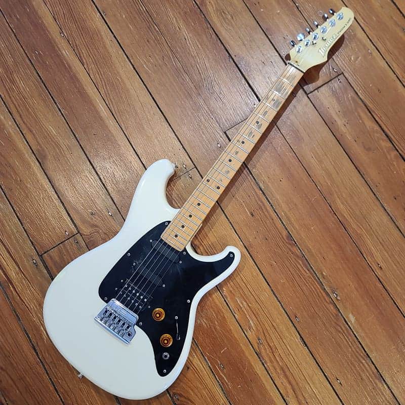 Ibanez RS140 *Super 70* 1985 Vintage Roadstar II Series White w/Case image 1