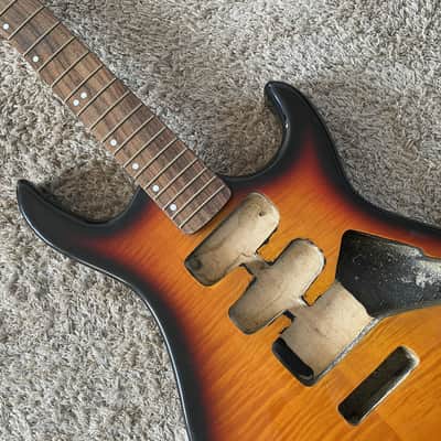 Cort HSS Electric Guitar, Tiger Maple Top Basswood Body, Maple Neck, Rosewood Fingerboard image 4