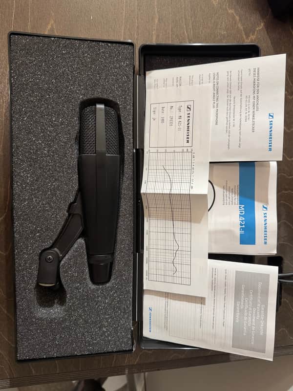 Sennheiser MD 421 II Cardioid Dynamic Microphone image 1