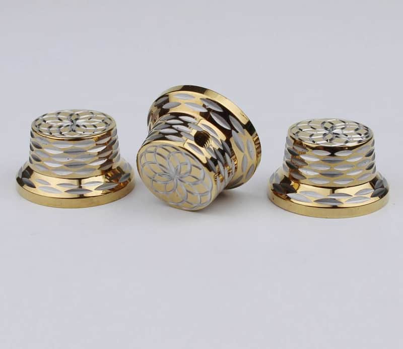 3pcs Gold Strat Style Guitar Metal Volume Tone Knobs Set image 1