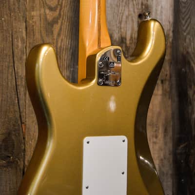 Fender Lincoln Brewster Stratocaster - Aztec Gold image 11