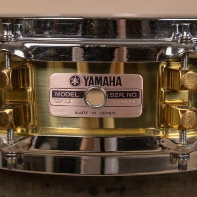 Yamaha 3.5x14 SD493 Brass Piccolo Snare Drum image 2