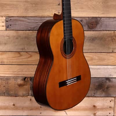 Yamaha CG192C Classical Acoustic Guitar Natural image 2