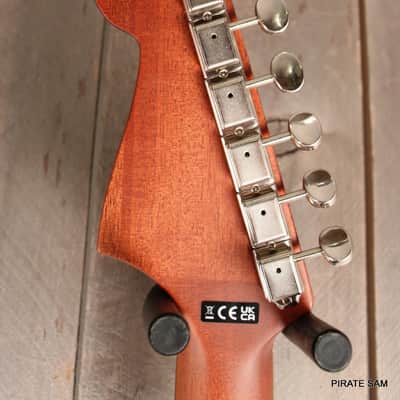 Fender California Malibu Custom Art Guitar Player w/gig bag image 9