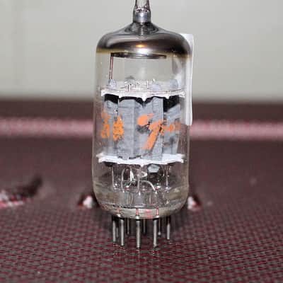 GE 7025 12AX7 TIGHT BALANCE SHORT PLATE HALO GETR TEST NOS VINTAGE 1970'S FOR FENDER image 1