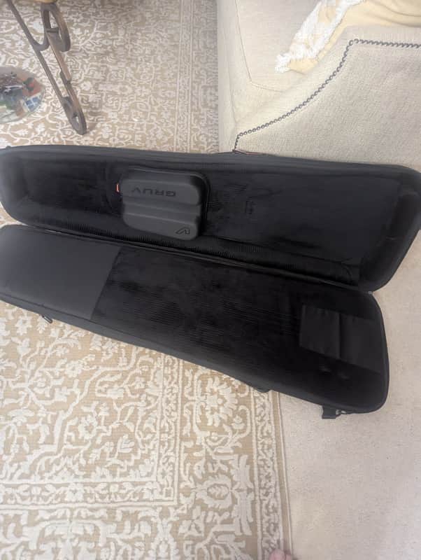 Gruv Gear Electric Base Kapsulite Plus Case Regular Black image 1