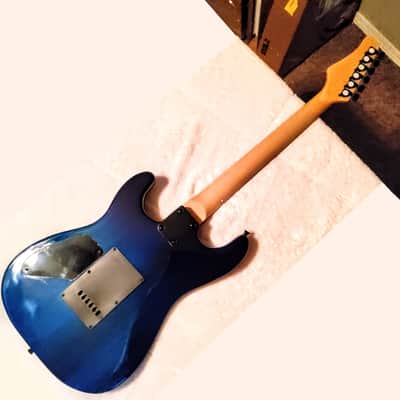 🎸+Amp! Unmarked S Series Electric Guitar +Whammy / Tremolo +Rosewood FB +Soft Case/Gg Bag +Strap +Cable +Pick!🎸 image 12