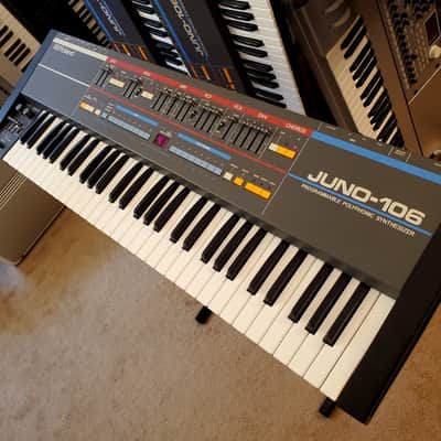 Immagine CERTIFIED!!! ROLAND JUNO 106 FULLY INSPECTED/SERVICED AND IN AMAZING CONDITION! - 4
