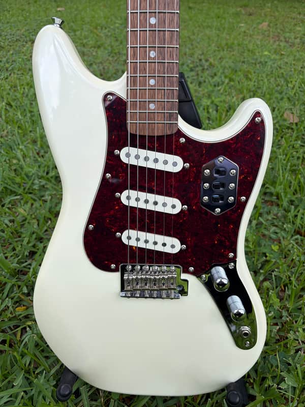 Squier Paranormal Cyclone - Pearl White image 1