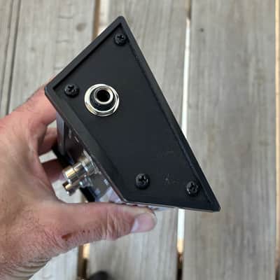 Fender 2-Button Footswitch with 1/4" Jack for Super Champ XD 2010s - Black electric guitar two button foot switch pedal image 5