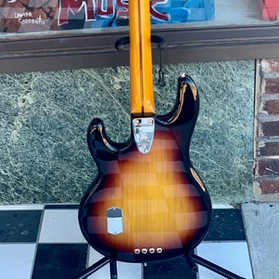 Ernie Ball Music Man Stingray (Pino Palladino model) 2025 - Sunburst image 5