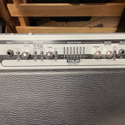 Peavey TKO 115 400 watt bass amp combination w 15" speaker---LOUD!!! image 2