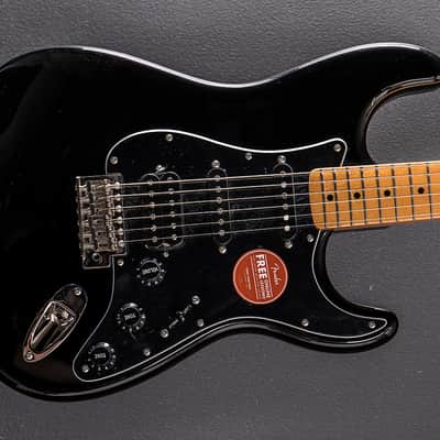 Squier Classic Vibe 70's Stratocaster HSS - Black w/Maple