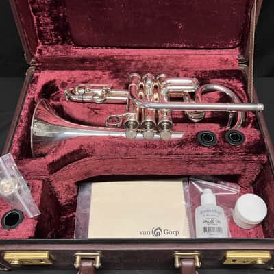 Besson Boosey & Hawkes Sovereign Cornet • Silver-Plated Eb image 19