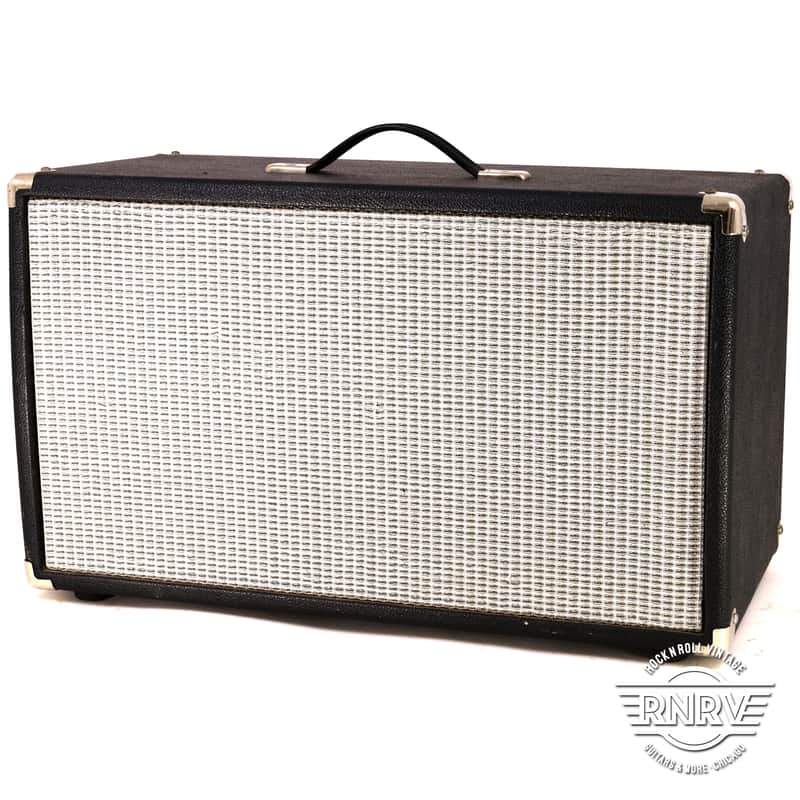 Traynor YCX212 160-Watt 2x12" Guitar Speaker Cabinet image 1