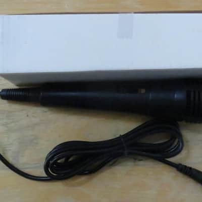 Unbranded Dynamic Mic w/ 1/4" Cable 2020s - Black image 7