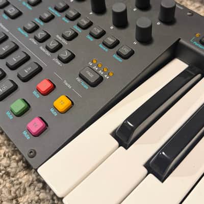 Elektron Digitone Keys 37-key Digital FM Synthesizer 2019 - Present - Black image 5