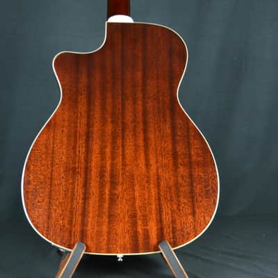 Guild OM-140CE ORCHESTRA ACOUSTIC ELECTRIC WITH SOFT CASE - Antique Burst image 8