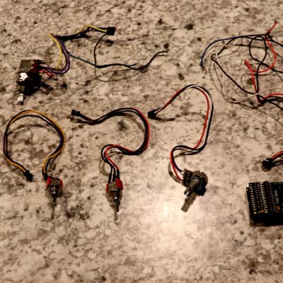 Graph Tech Ghost Piezo 13-pin MIDI System image 1