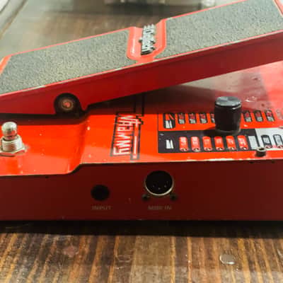 DigiTech Whammy 4 2006 - 2011 - Red image 3