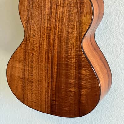 Kala KA-SCAC-T Solid Cedar Top Acacia Tenor 8-String ukulele - Gloss image 8