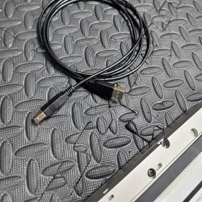 Akai Professional MPD16 USB/MIDI Pad Controller for Windows & Macintosh image 11