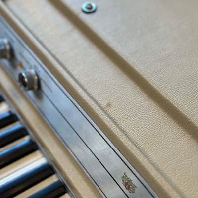 Wurlitzer 206A 64-Key Student Electronic Piano image 7