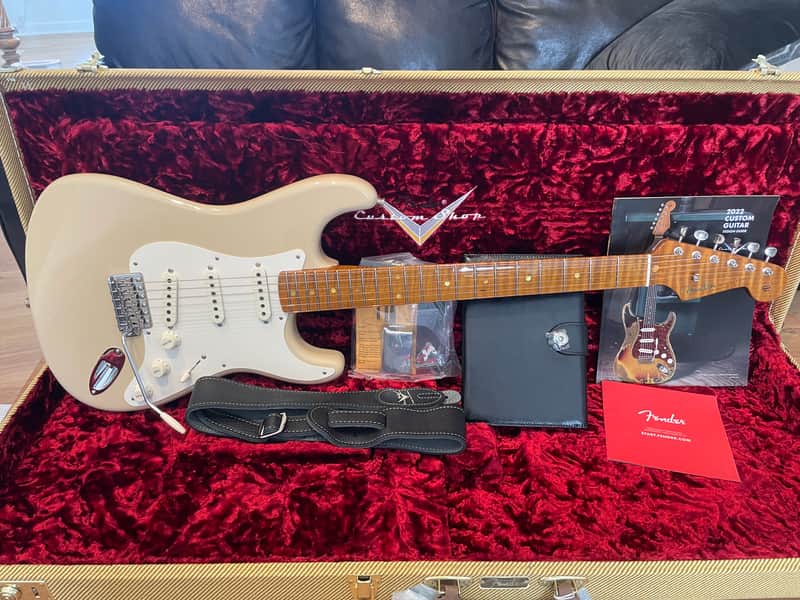 Fender Custom Shop Limited Edition Roasted Pine Stratocaster Closet Classic Desert Sand image 1