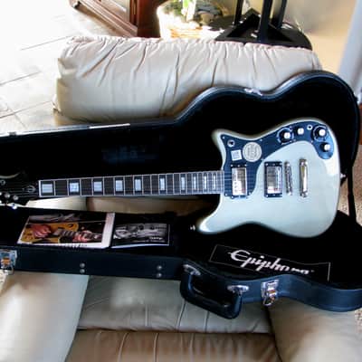 Epiphone Limited Edition Wilshire Pro, TV Silver Custom Shop (Rare) in Hard Case image 11