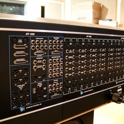 API 1608 Analog Recording Console image 9
