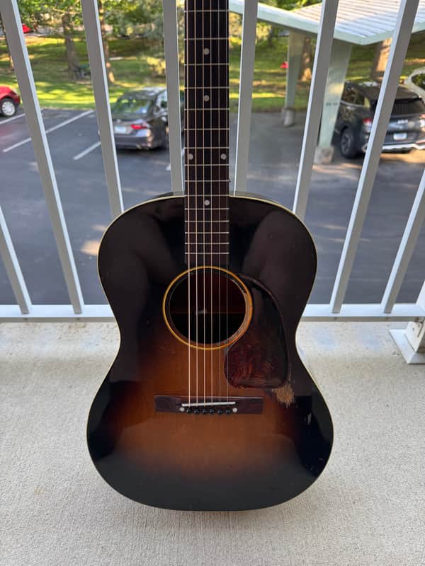 Gibson LG1 1952 - Sunburst image 1