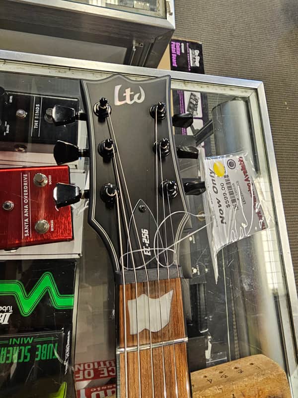 ESP LTD EC-256 with Jatoba Fretboard 2017 - Present - Black Satin image 1