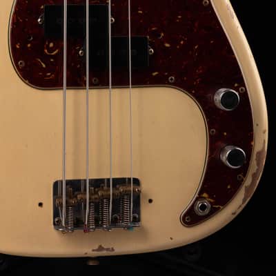 Pre-Owned 2024 Fender Custom Shop 1964 Precision Bass Relic Aged Vintage White With OHSC image 4