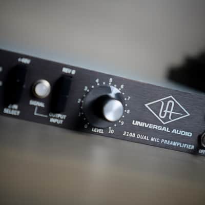 Rare Universal Audio 2108 Dual Microphone Preamp W/ PSU image 7