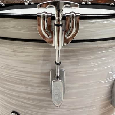 Pearl President Series 75th Anniversary 22" x 18" Bass Drum White Oyster Pearl PSP923XP/C #452 Brand New image 8