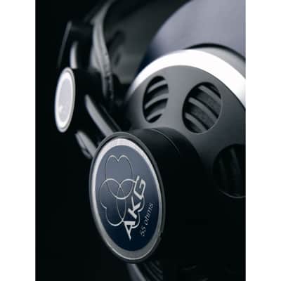AKG K240 MKII studio headphones semi open - open headphones image 2
