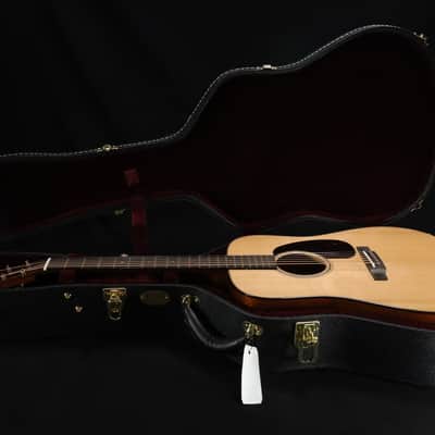 Martin D-18 Modern Deluxe Sitka Spruce VTS Top, Mahogany Back & Sides, Vintage Deluxe Neck, Gloss Finish with Hardshell Gig Case 853 image 14