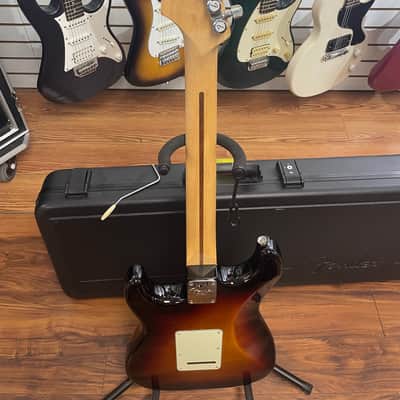 Fender American Professional Stratocaster with Rosewood Fretboard 2017 - 2019 - 3-Color Sunburst image 9