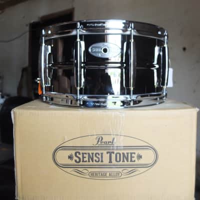 Pearl STH1465BR Sensitone Heritage Alloy Black/Brass 14x6.5" Snare Drum 2021 - Present - Black Nickel-Plated Brass image 1