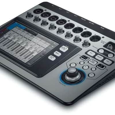 QSC Touchmix-8 Compact Digital Mixer with Touchscreen - TOUCHMIX-8 image 2