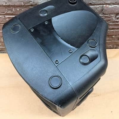 Mackie SRM450 v3 12" 1000W High-Definition Powered Loudspeaker (Single); Floor Example image 10