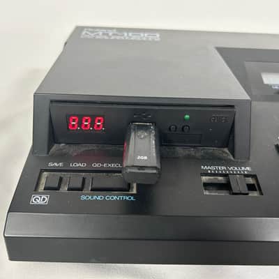Roland MT-100 Synth & Sequencer combo with USB drive image 6