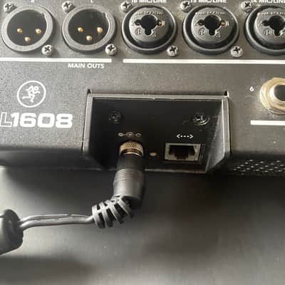Mackie  DL1608 16 Channel Wireless Digital Mixer image 6