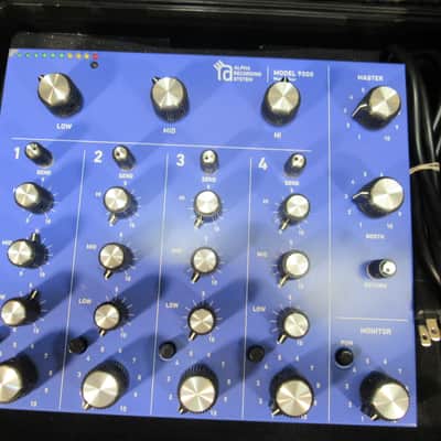 Alpha Recording Systems ARS Model 9000 Rotary Tabletop DJ Mixer Limited Blue With Case image 2