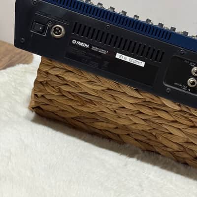 Yamaha MG206C 20 Channel Mixer 2010s - Blue image 9